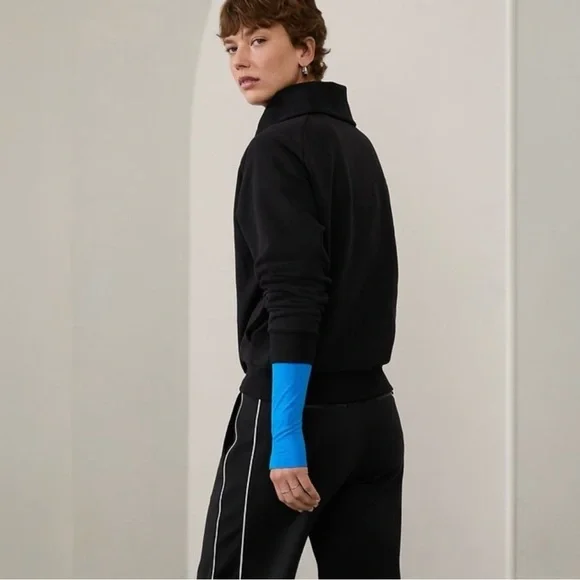 NWT Athleta Easy Fleece 1/4 Zip Sweatshirt - Picture 4 of 4